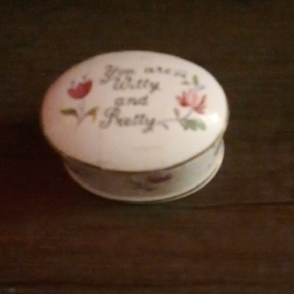 Vintage Floral Trinket Box with Red and Pink Accents